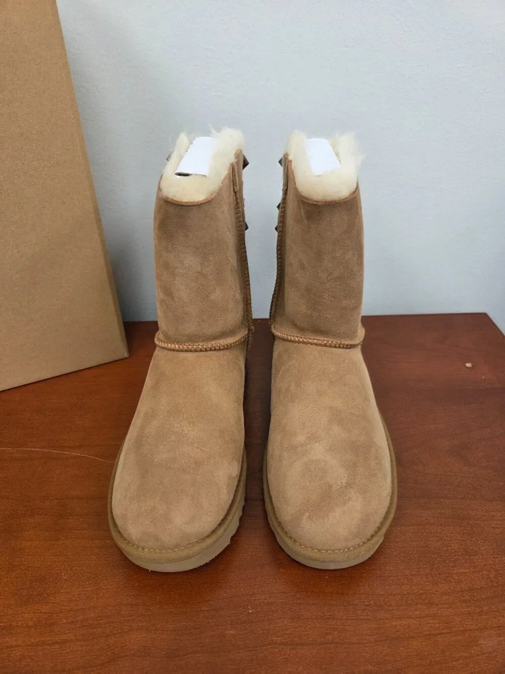 UGG  W Balley Bow II Chestnut New In Box Women's Size 8